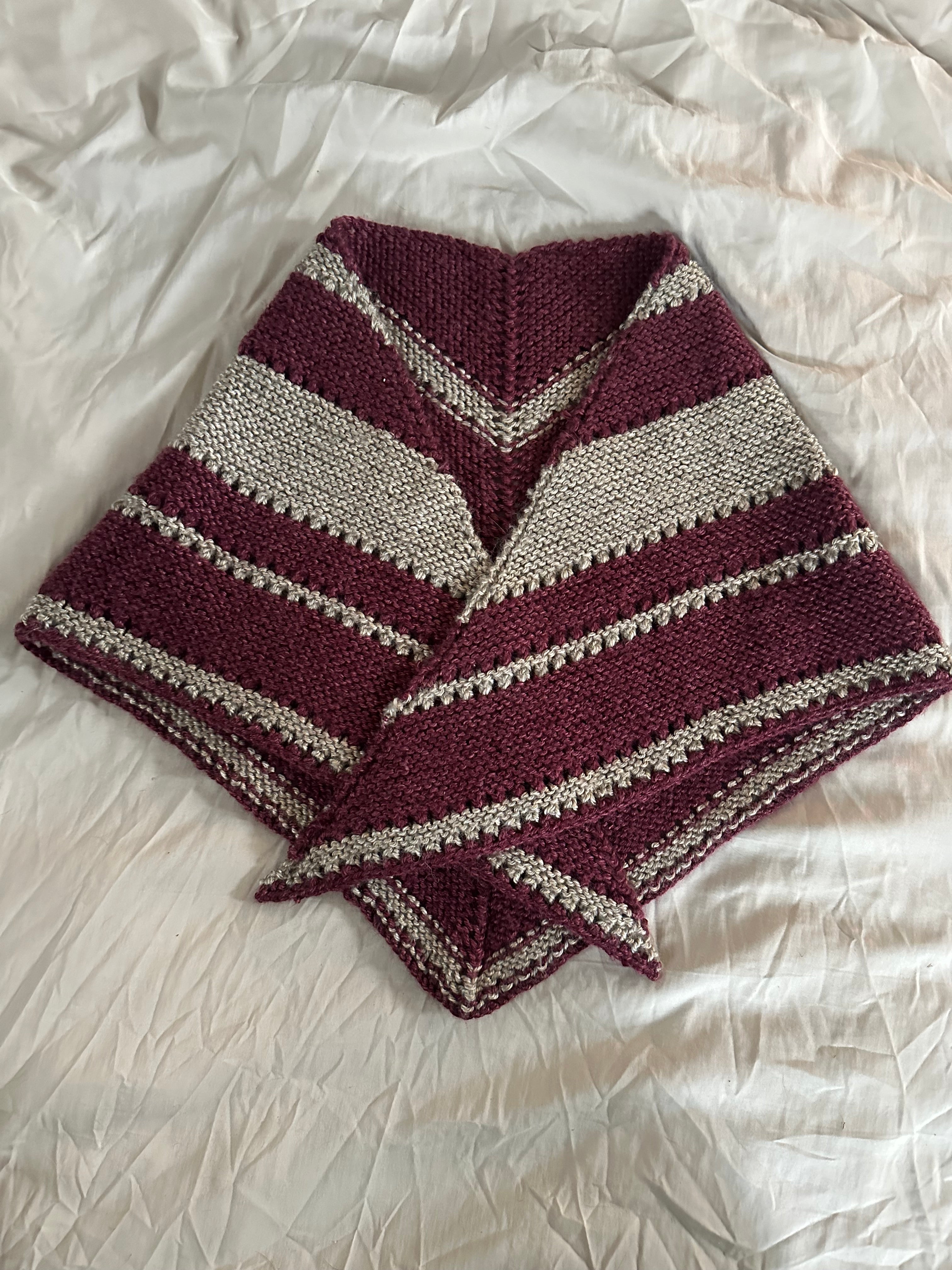 Knitted shawl