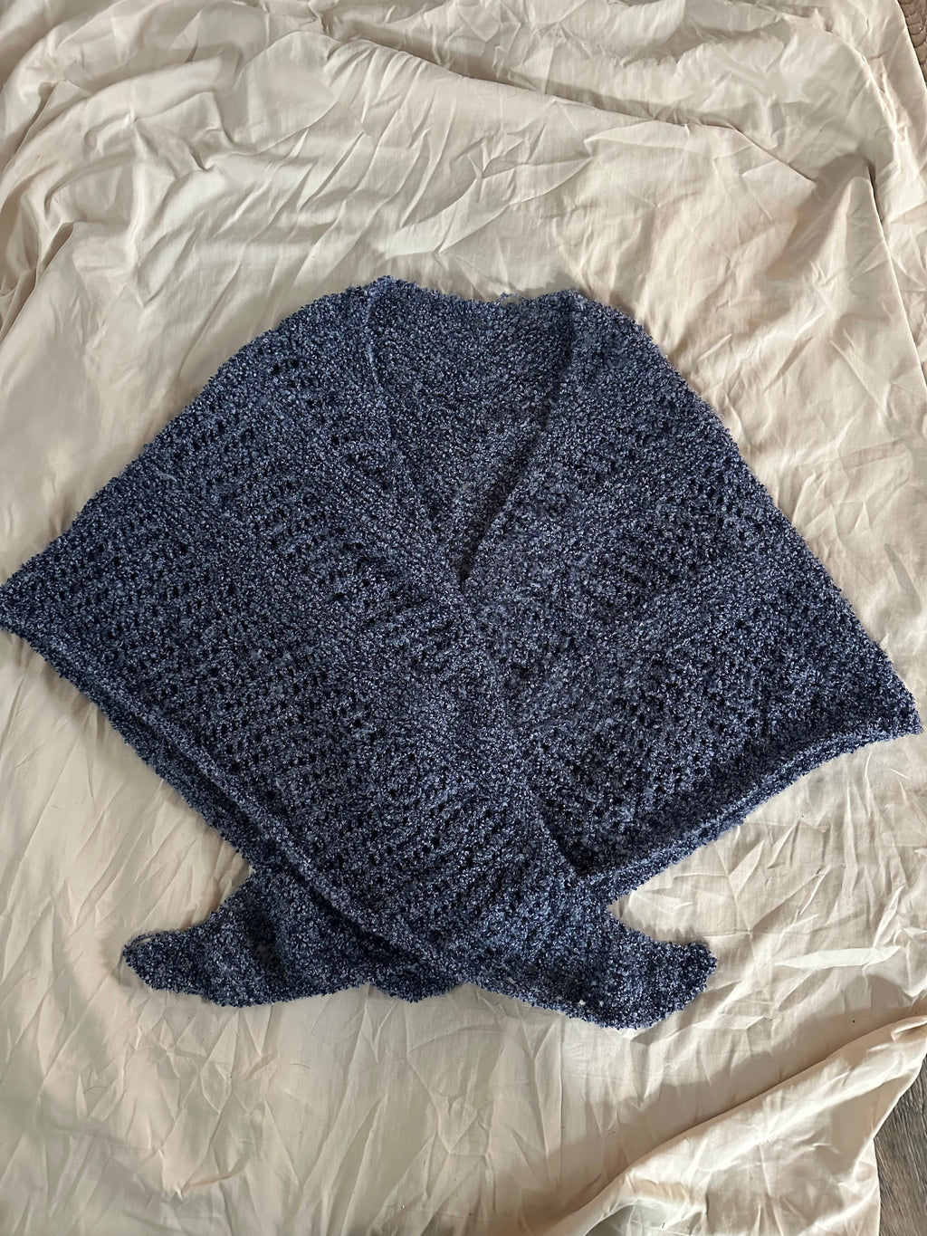 Knitted shawl